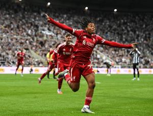 從藍(lán)軍搶的人！16歲恩古莫哈1年光速升一隊 季前5場3球+聯(lián)賽絕殺