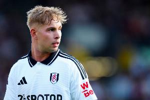 神奇替補(bǔ)！史密斯羅替補(bǔ)登場(chǎng)僅2分鐘，首次觸球即打進(jìn)扳平1球