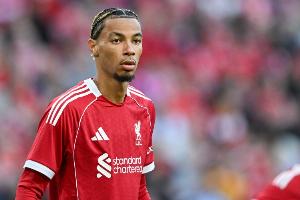 ?；倏耸堑?位在前2場英超都破門的法國球員，第1位是馬夏爾