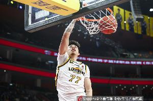 媒體人：上海得到張鎮(zhèn)麟 鋒線實(shí)力提升 國(guó)產(chǎn)鋒線價(jià)值或進(jìn)一步走高