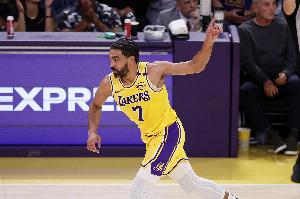 美記：湖人預(yù)計保持現(xiàn)陣容進入訓(xùn)練營 他們期待文森特&克萊伯表現(xiàn)