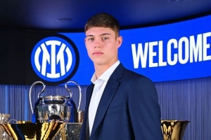 意天空：帕拉西奧斯在重新考慮是否加盟桑托斯，轉(zhuǎn)會(huì)處于擱置狀態(tài)