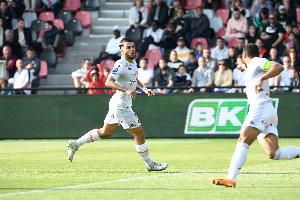 隊(duì)報(bào)：里昂對(duì)米考塔澤要價(jià)3500萬(wàn)歐，黃潛等隊(duì)對(duì)該球員有意