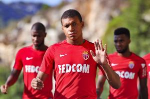 將戰(zhàn)舊主，姆巴佩摩納哥時(shí)光：?jiǎn)钨惣?6場(chǎng)28球，帶隊(duì)打破巴黎壟斷