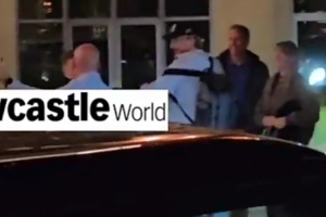 英媒：沃爾特馬德抵達(dá)英國，即將加盟紐卡斯?fàn)? >
                                        </div>
                                    </div>
                                                                        <div   id=