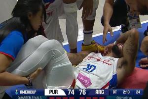 阿爾瓦拉多背部著地嚴重受傷 痛苦大叫+捂臉痛哭??被擔架抬出場