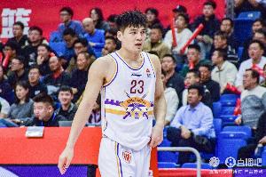 陳國豪：高中時(shí)最喜歡看詹姆斯打球 16年逆轉(zhuǎn)奪冠給了我很大震撼