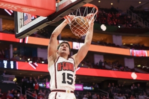 謝潑德：這個(gè)夏天過(guò)完后我的防守變好了 我更快也更強(qiáng)壯了