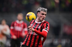 記者：A-希門尼斯已經(jīng)同意加盟伯恩茅斯，但后者與AC米蘭還未談妥