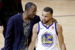 庫里：隊(duì)友中一哥打高爾夫最好&比克萊好  追夢最近也沒少練