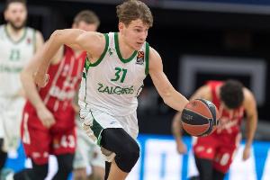 拼盡全力！喬庫巴蒂斯15中7空砍全隊(duì)最高20分7助 罰球6中5