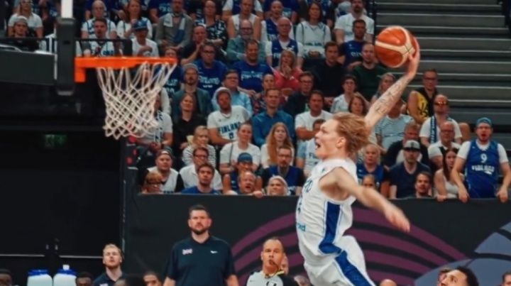 天賦驚人！芬蘭小馬爾卡寧送炸裂滑翔暴扣 此前收到多所名校offer