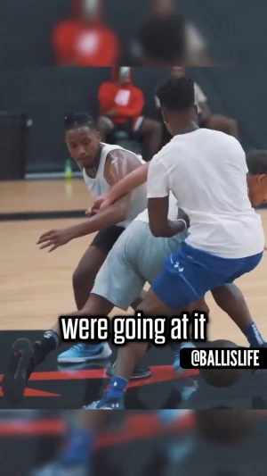 場上對手場下朋友！特雷-楊和小丹尼斯-史密斯對練 嘗試勉扣失敗