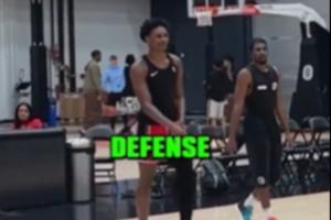 扮豬吃老虎??阿門大喊：我不會防守??結(jié)果訓(xùn)練中挨個鎖死對手