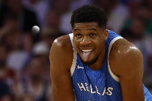 以逸待勞！字母哥復(fù)出25分半砍下27分8板4助 正負(fù)值炸裂+45