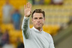 帕克：每分鐘都反復(fù)檢查，這不是裁判問(wèn)題而是200多英里外的操作