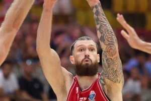 盡力了！馬穆凱拉什維利13中6&三分5中1拿到14分 另有1板2助1斷