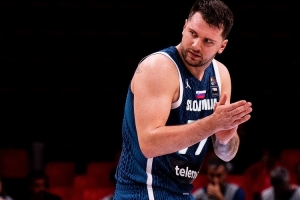 火力全開！東契奇隔空對飆約基奇 半場9中4爆砍24分4板6助