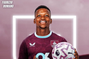 HWG！羅馬諾：本菲卡中場(chǎng)F-路易斯加盟伯恩利，總價(jià)2600萬(wàn)歐