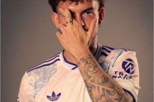 3500萬(wàn)鎊新援，阿斯頓維拉官方：埃利奧特將身披9號(hào)戰(zhàn)袍