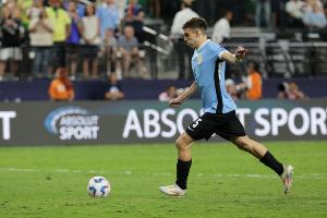 烏加特：以球員實(shí)力烏拉圭可以踢出頂級(jí)水平 我渴望贏得曼聯(lián)首發(fā)