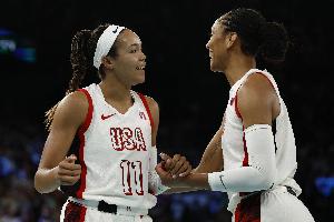 小波特：我當(dāng)年那支麥當(dāng)勞高中生明星隊能贏WNBA全明星隊至少40分