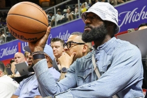 約什-鮑威爾：詹姆斯能夠成功部分原因在于有頂級的支持團隊