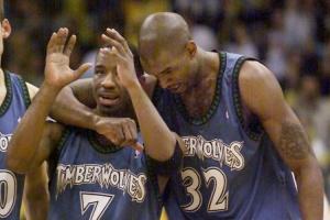 快船危！上次NBA陰陽(yáng)合同是喬-史密斯和森林狼 后者被罰5年首輪