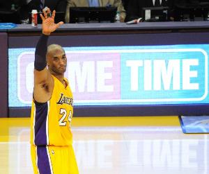 前冠軍隊(duì)友：科比不能跌出歷史前三 很多人對他不夠尊重