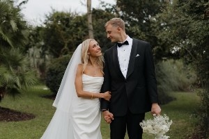 郎才女貌！掘金球員亨特-泰森大婚 球隊官方送上祝福