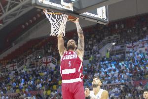 拼盡全力！馬穆凱拉什維利12中8空砍全場最高20分外加8板