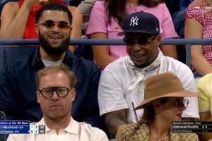 當(dāng)當(dāng)觀眾！范弗里特現(xiàn)場觀戰(zhàn)美國網(wǎng)球公開賽