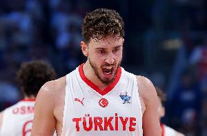 成長了！去年11月申京曾稱：爸爸觀戰(zhàn)時(shí) 我會(huì)擔(dān)心自己打得不好