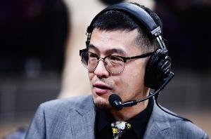 楊毅：籃球是各種的折返和急停 3千米是基礎(chǔ)訓(xùn)練但對(duì)打球意義不大