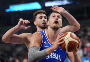 歐錦賽正面擊敗偶像約基奇 申京告別“小約基奇”成為真正的自己