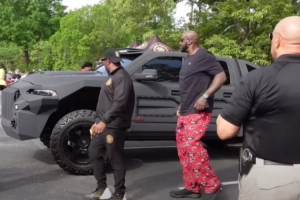 前隊友：奧尼爾什么東西都要最大最好的 房子&車子&衣服&鞋子