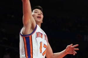 韋德：林瘋狂讓養(yǎng)傷的安東尼坐不住&提前復(fù)出 “讓開 該我了”