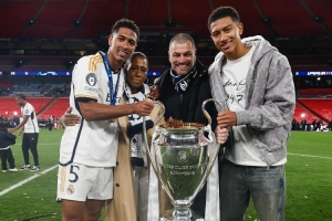 郵報：貝林厄姆父親態(tài)度粗魯對媒體充滿敵意，但英足總不敢得罪他