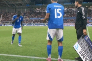 經(jīng)紀(jì)人：F-埃斯波西托一周內(nèi)上演意甲&國家隊(duì)首秀 是個(gè)感人的故事