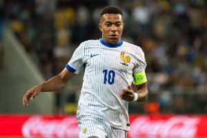 姆巴佩：拜仁、多特、萊比錫都曾有意簽下我 拜仁會(huì)贏得德甲冠軍