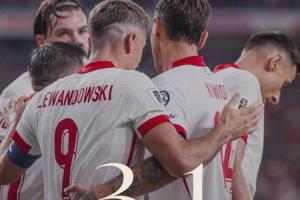 波蘭前主帥撤萊萬隊長+輸芬蘭后下課，萊萬回歸后平荷蘭+復仇芬蘭