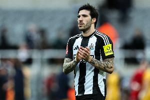 托納利：在英超踢球對我很有幫助，加圖索喚醒了我們的斗志與熱情