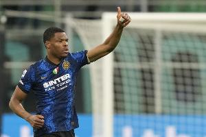 鄧弗里斯：我問(wèn)范迪克如何出席金球獎(jiǎng)晚會(huì) 范迪克：穿件漂亮衣服