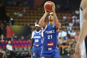 媒體人：大家都覺得法國(guó)不行但沒想到敗給格魯吉亞 首發(fā)三分太差