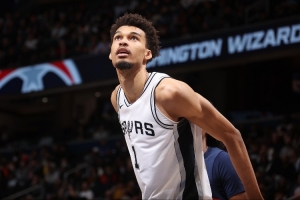 新賽季各大獎項預(yù)測：文班預(yù)定DPOY？布倫森有望爭MVP？