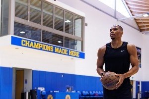 下家還未定！威少回母校UCLA重拾訓練節(jié)奏 為下一站做準備