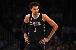 馬刺將選拔鐵桿球迷組建“球迷方陣” 文班將出席選拔活動！