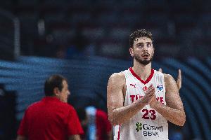 媒體人：申京已經(jīng)是FIBA一線球星 甚至步入頂級(jí)球星的行列