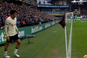 即將客戰(zhàn)伯恩利！利物浦回顧法比尼奧21-22賽季制勝進球