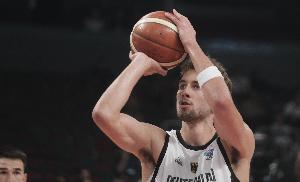 殺傷力十足！小瓦格納半場7中3貢獻(xiàn)15分 罰球10中9